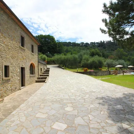 Villa Torreone Sleeps 10 Pool Wifi Cortona